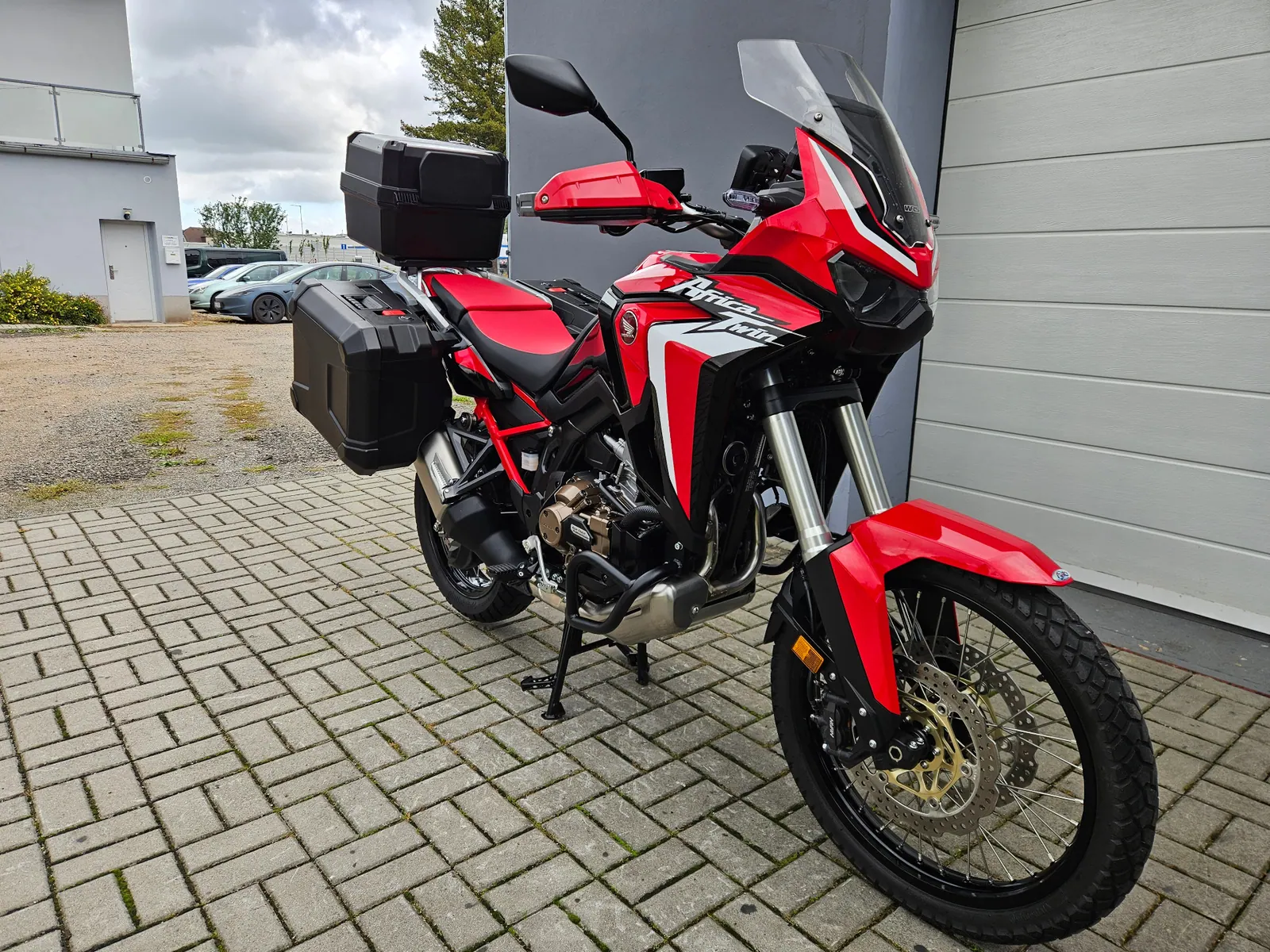 Honda Africa Twin 1100 DCT ABS, fotka 1 z 16